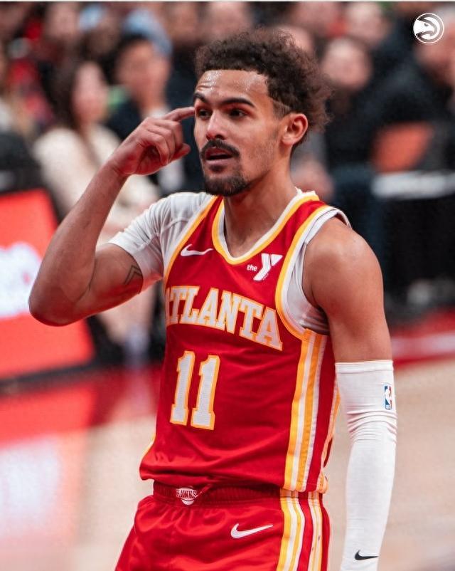 上一场因左小腿挫伤缺阵！基德：浓眉今天复出战活塞（因左小腿挫伤缺席上一战，基德：浓眉将于今日对阵活塞复出）