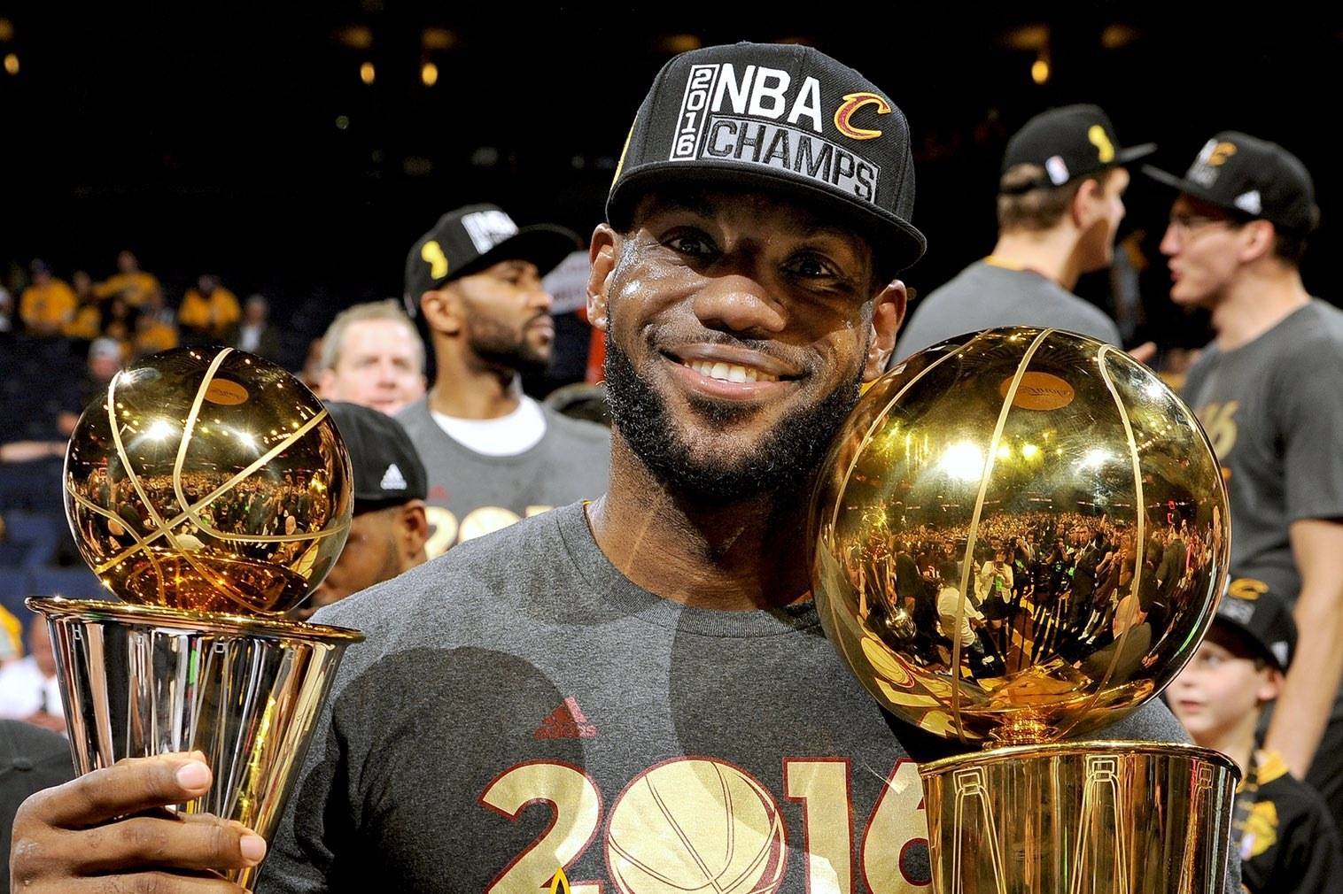 Shams：NBA集思广益杜绝球队摆烂，已有多项办法（Shams：NBA多策并行遏制球队摆烂）