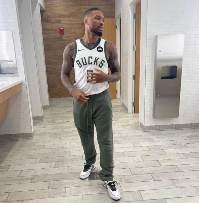 如果这些足球运动员出生在香港（假如这些足球运动员生于香港）