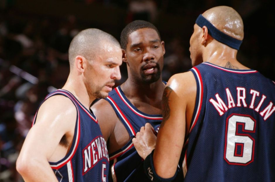 新援上来第一脚就进球（新援登场首次触球即破门）