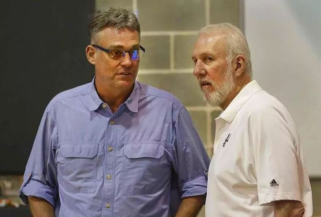 格策：两个头球丢球让人恼火；总体来说我们的防守做得不错（格策：两次头球失守令人恼火，但整体防守表现不错）