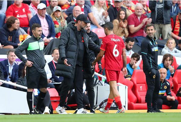 巴西大名单：维尼修斯领衔，法比尼奥、罗克回归，内马尔无缘（巴西新一期大名单出炉：维尼修斯压阵，法比尼奥与罗克回归，内马尔落选）