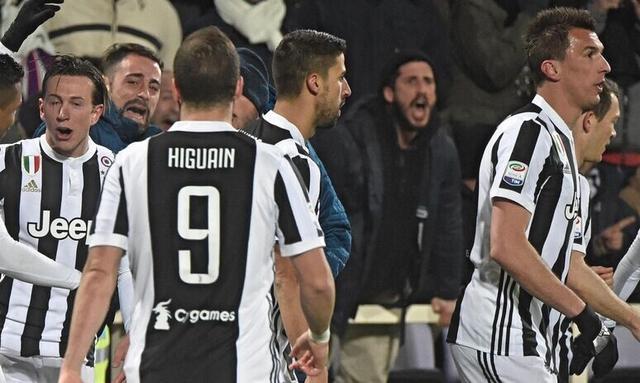 给力新援，加布里埃尔租借加盟海港，贡献11球5助攻（海港租借引进加布里埃尔：11球5助展现高效）