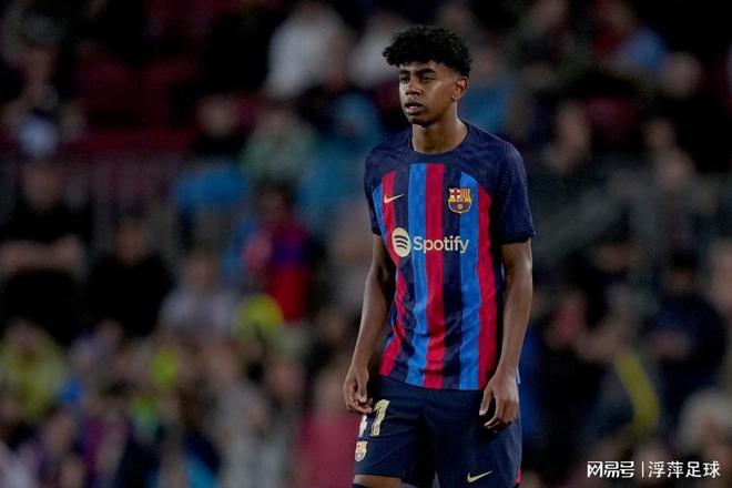 这一刻，谁是真正的领袖？（此刻，谁才是名副其实的领导者？）