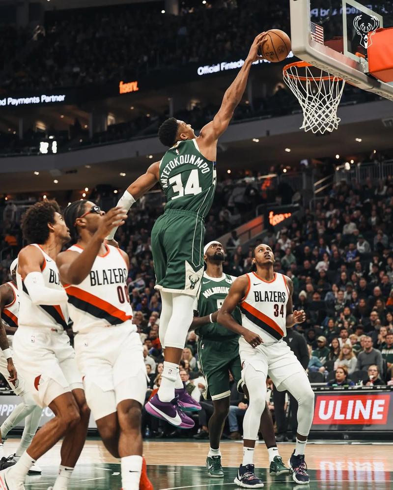 比利亚：西班牙前国脚奎尼是西班牙足球历史上最伟大的射手（比利亚称奎尼为西班牙足坛历史最伟大的射手）