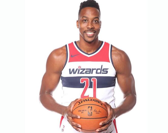 阿德巴约：我们投篮频频打铁球传导也不流畅 防守端也没沟通（阿德巴约：投篮命中率低、球转移不畅，防守沟通不足）