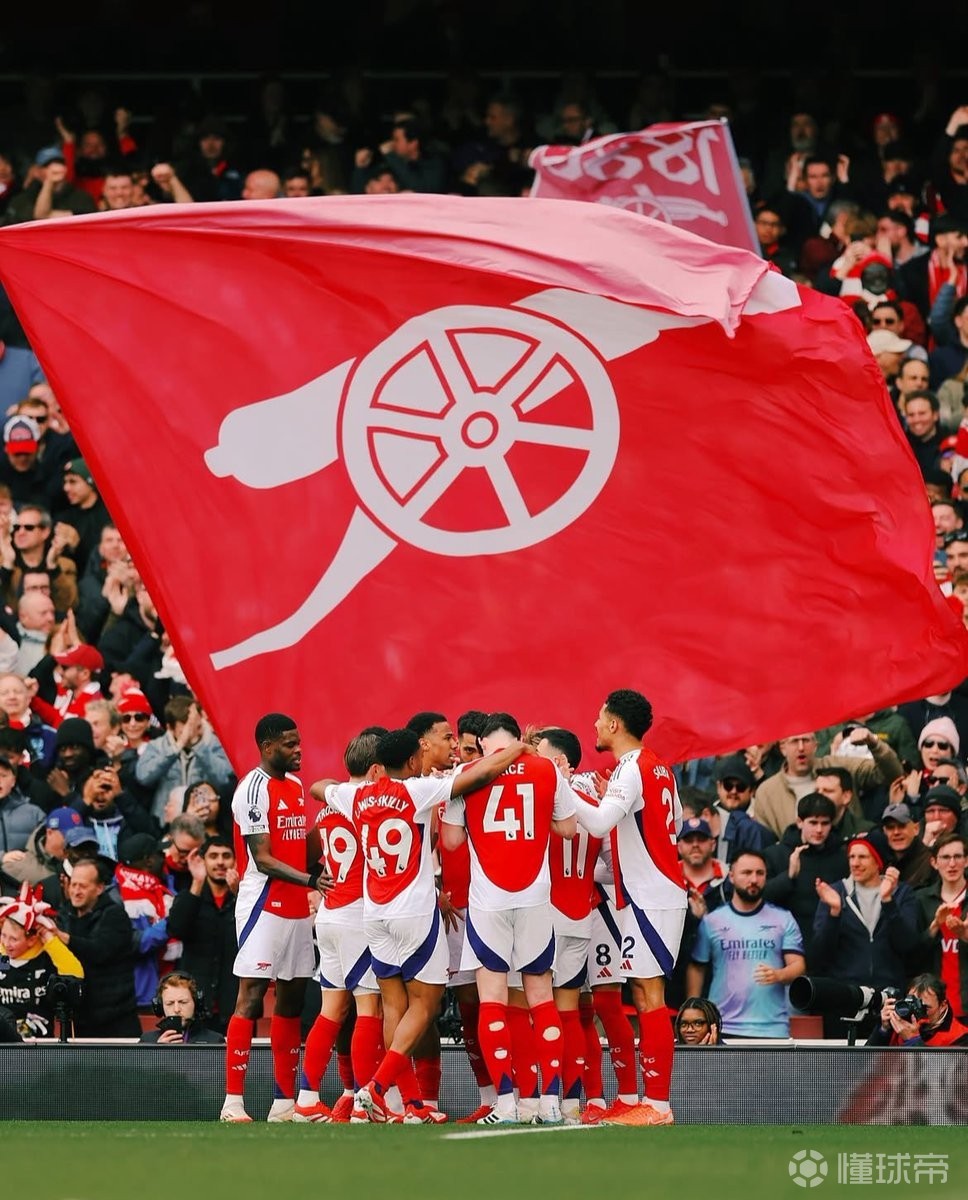 希门尼斯：进球那一刻想起了妻儿，那球是我所爱的人一起进的（希门尼斯：破门瞬间想到妻儿，那粒进球是我与挚爱共同完成的）