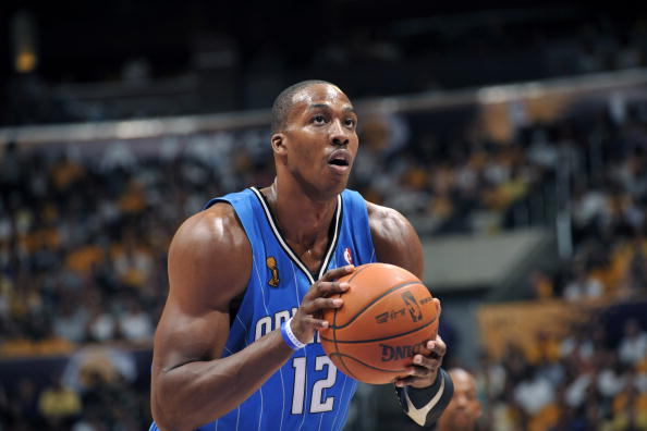 探寻篮球巅峰对决的传承与挑战（透视篮球巅峰较量的传承与挑战）