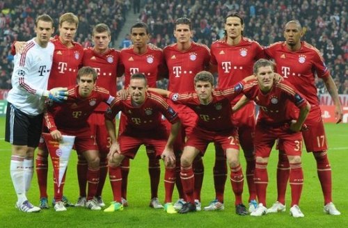 欧冠赛场精彩瞬间：巴萨2-1战胜尤文图斯,（欧冠高光时刻：巴萨2-1力克尤文图斯）