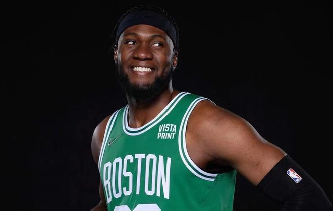 尼克斯新帅布朗上任，尼克斯捧杯之路开启新篇章（布朗执掌尼克斯，捧杯征途就此启航）